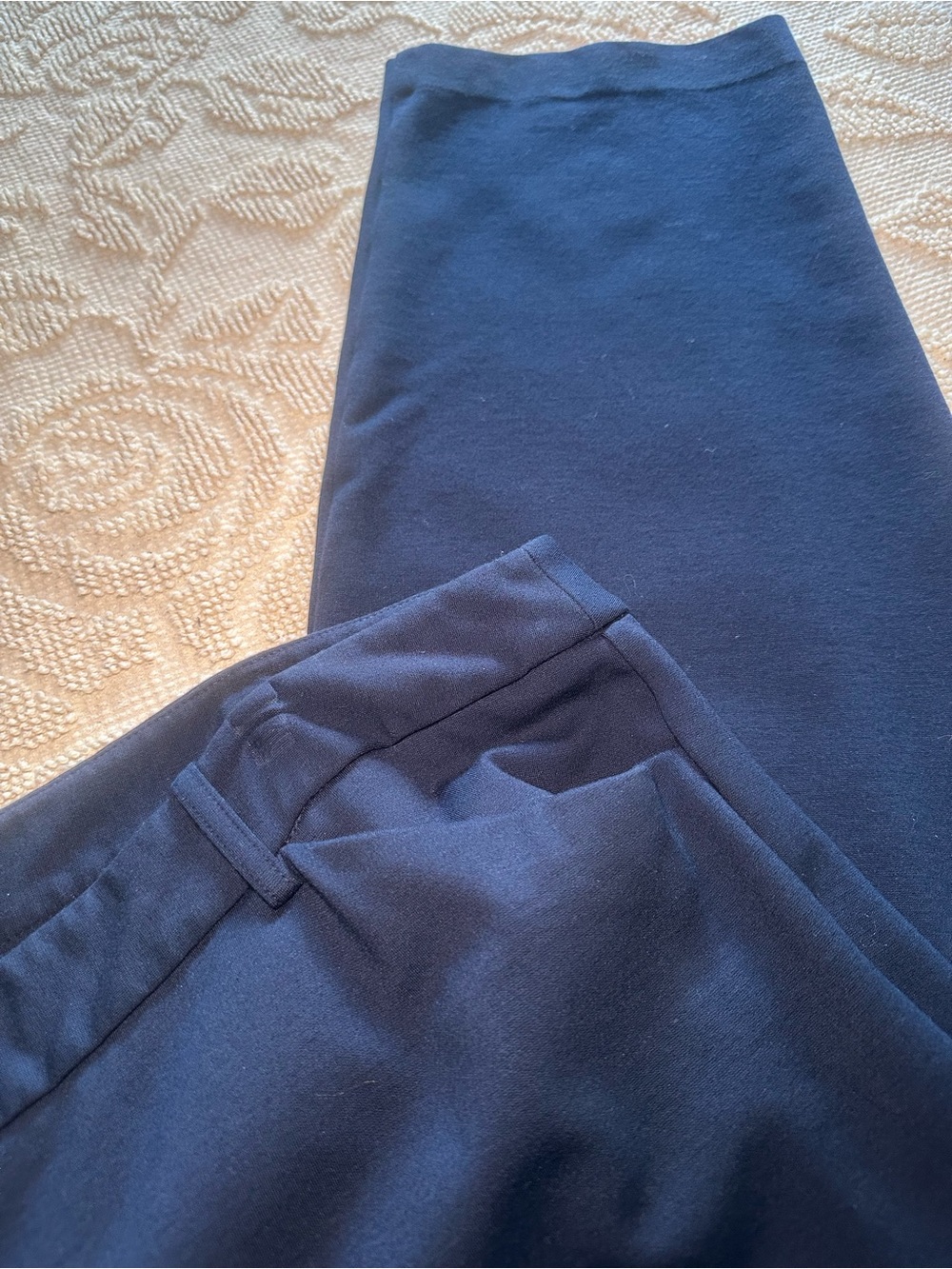 Slim Straight-Leg Mid-Rise Wardrobe Staple Pant Size 22W Plus Navy LC Emma - Picture 8 of 8